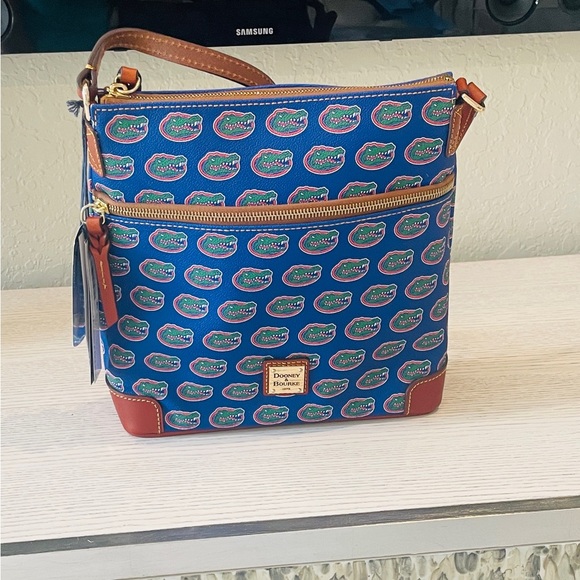 Dooney & Bourke Bags Nwt Dooney And Bourke Florida Gator Purse
